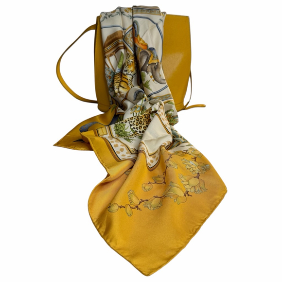 Salvatore Ferragamo 100% Silk Twill Scarf - Picture 11 of 11